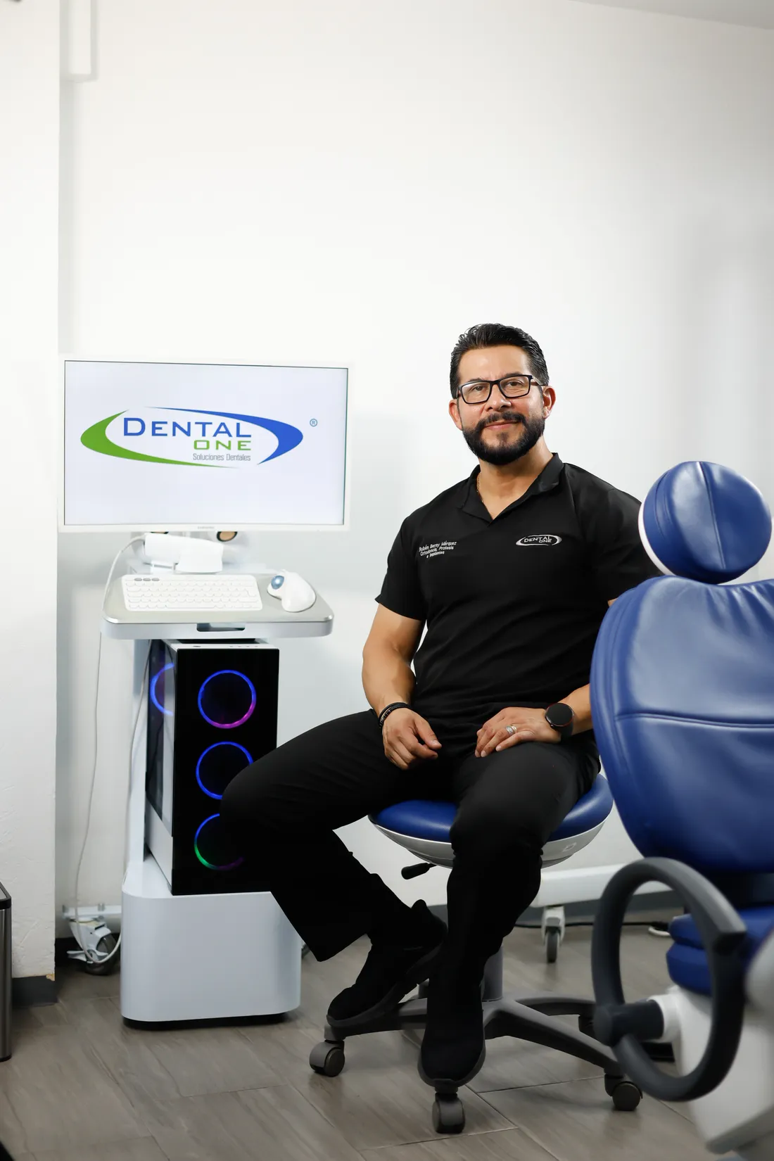Unidad de escáner intraoral utilizada para el diseño de sonrisa